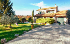 Nice Home In Malemort-Du-Comtat